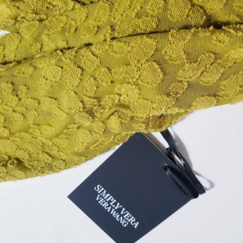 NWT SIMPLY VERA VERA WANG GREEN MUSTARD COLOR LIGHTWEIGHT BLOUSE SIZE LARGE - Picture 5 of 12